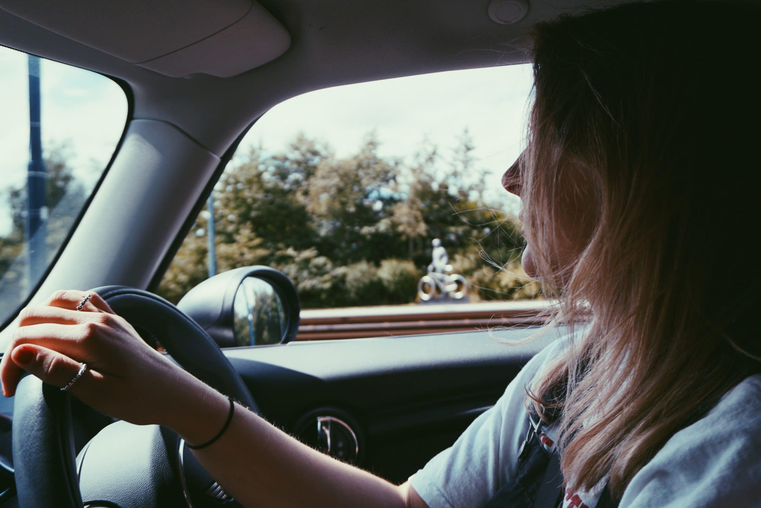 Pourquoi passer par un garage auto pour acheter une voiture d’occasion ?