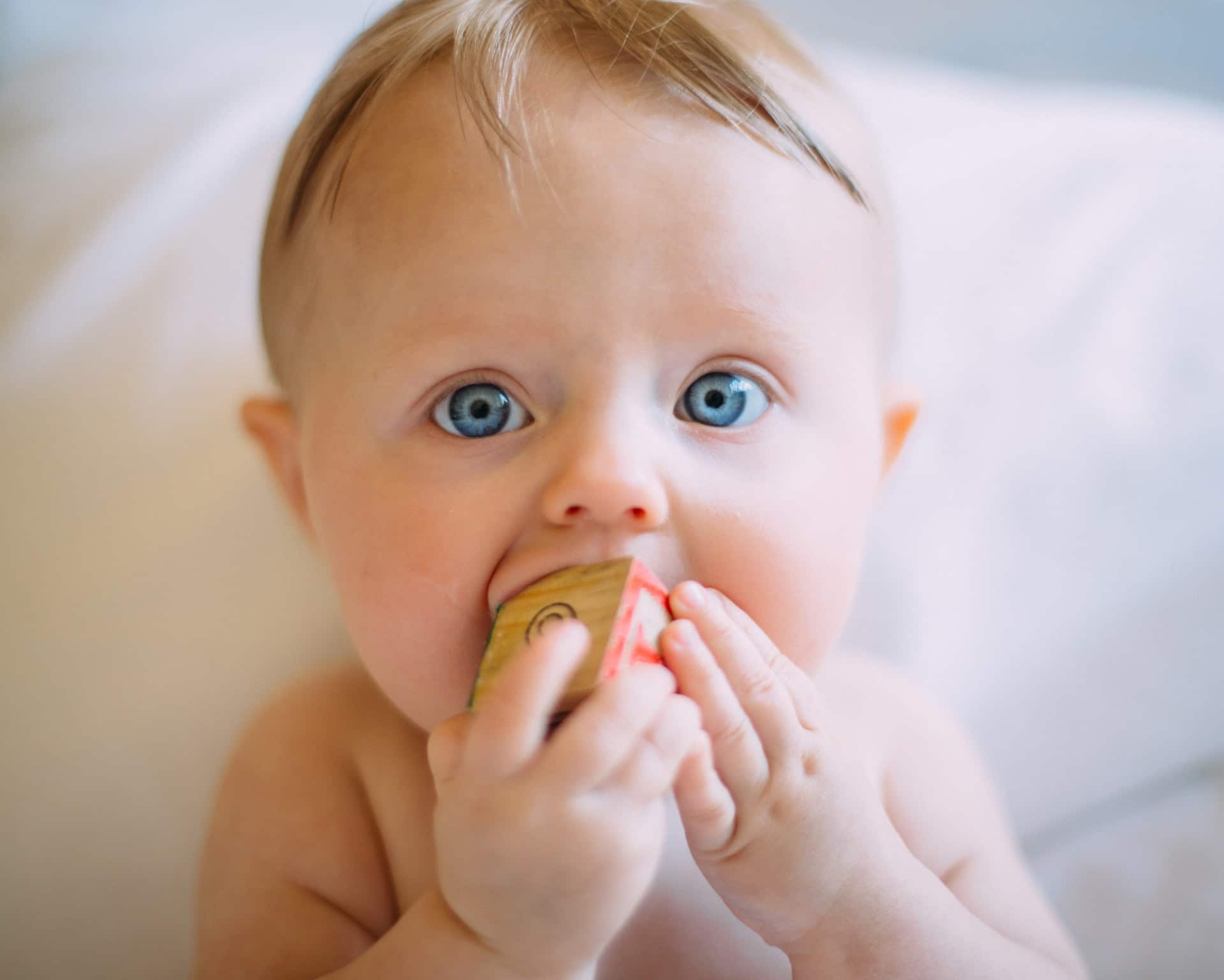 Quels jouets choisir pour un bébé de 9 mois ?